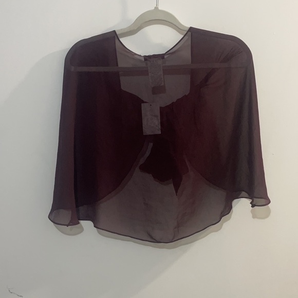 Burgundy shawl - Picture 4 of 4